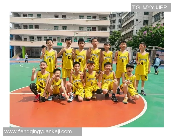 全国锦标赛回顾：武汉篮球队展现卓越耐力与团队精神的精彩表现