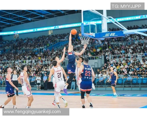 深圳篮球队在精英赛中的灵活性表现分析与战术探讨